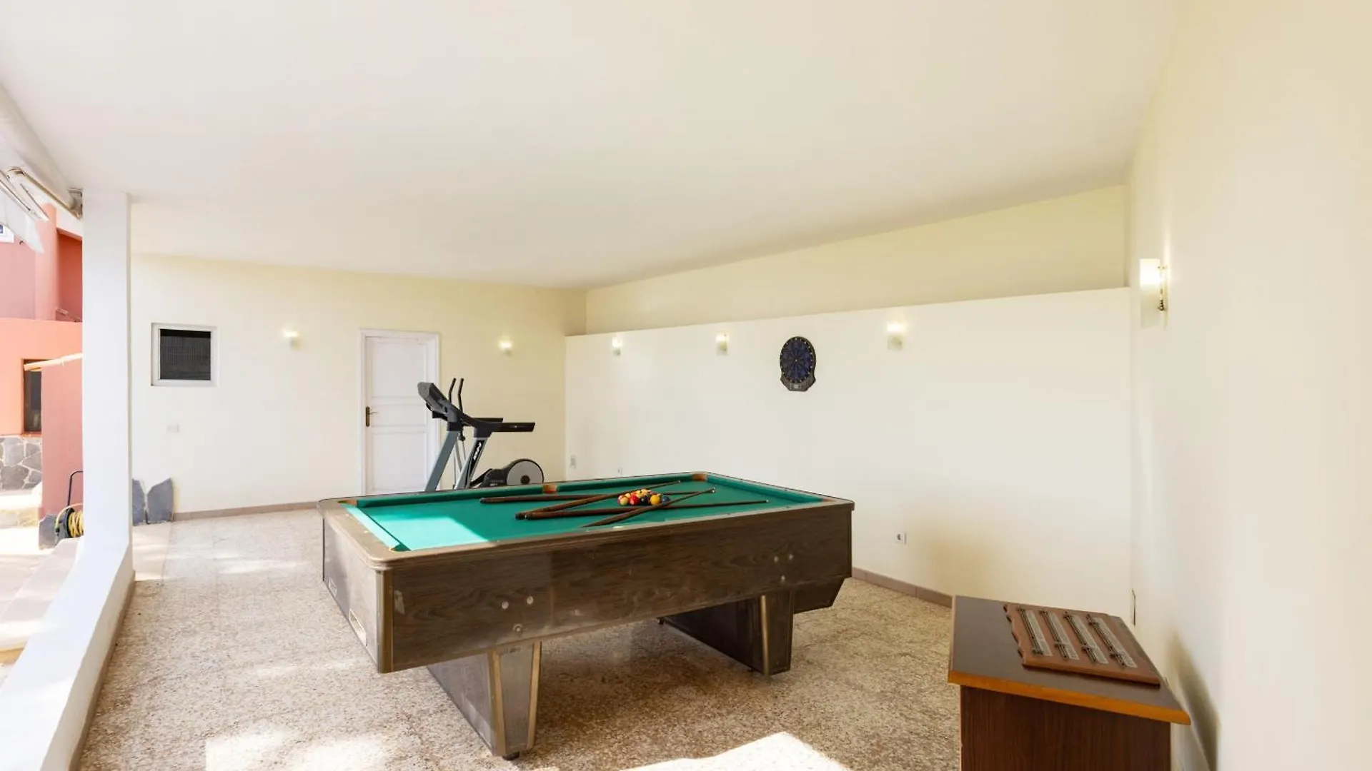 One & Only Sports And Relax Villa Heated Pool By Eden Rentals Tabaiba 0*,  Ισπανία